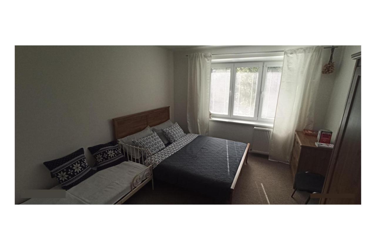 Room In Trebon Luaran gambar